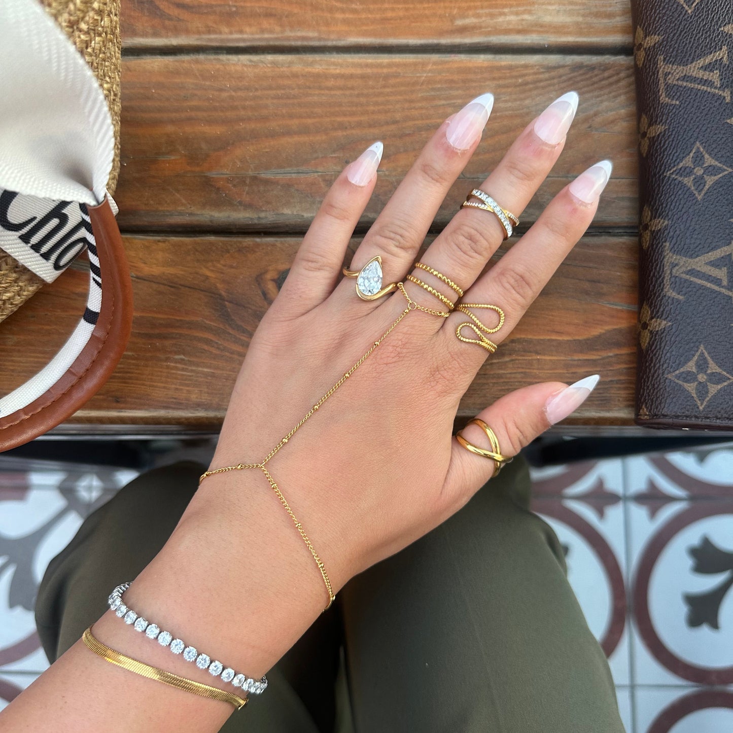 Crystal Clear Armband