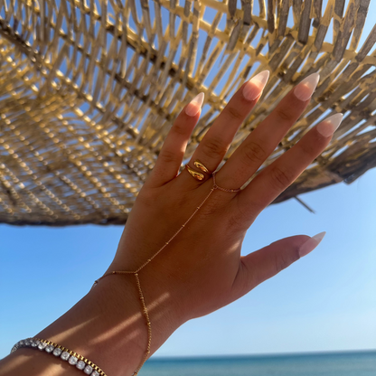 Classic Embrace Ring